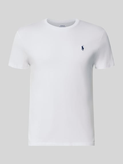 Produktfoto, weißes Regular Fit T-Shirt-Set aus reiner Baumwolle von Polo Ralph Lauren auf grauem Hintergrund, glatte Textur