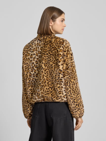 VERO MODA Regular Fit Webpelzjacke mit Allover-Muster Modell 'SONJALIGA' Mittelbraun Mel 5