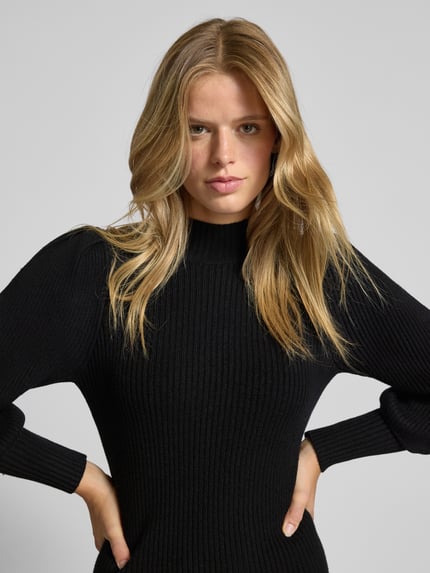 ONLY Sukienka o kroju comfort fit z dzianiny z mieszanki wiskozy model ‘KATIA’ Czarny 3