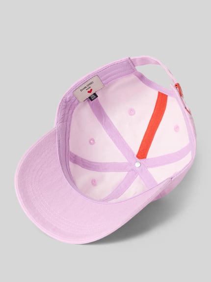Produktfoto, Base Cap mit Allover-Logo-Print Modell 'Kobe' van Unio van puur katoen met all-over logoprint en motiefstitching in lichtroze kleur