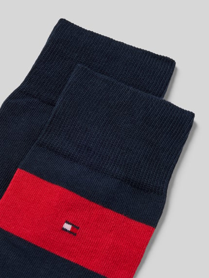 Produktfoto, Socken im 2er-Pack von Tommy Hilfiger für Herren aus Baumwoll-Mix mit Stretch-Anteil, wadenlang, unterschiedliche Farben, Logo-Stickerei
