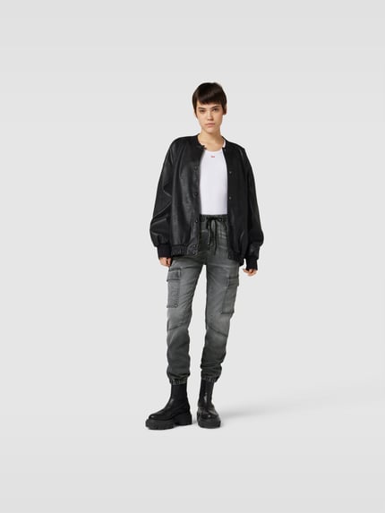 Diesel Jeans o kroju straight fit z mieszanki lyocellu Jasnoszary 1