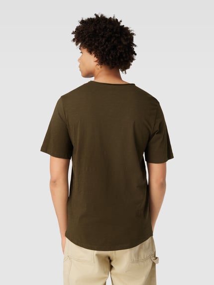 JACK & JONES T-Shirt in unifarbenem Design Khaki 5