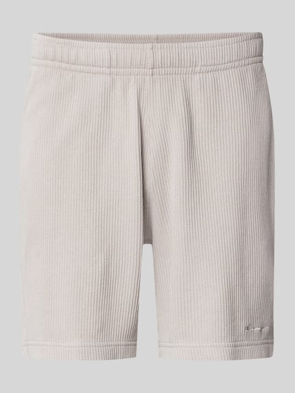 Produktfoto, Shorts mit Strukturmuster und elastischem Bund von CHAMPION, Baumwoll-Mix, hellgrau, sichtbares Label-Stitching, Regular Fit