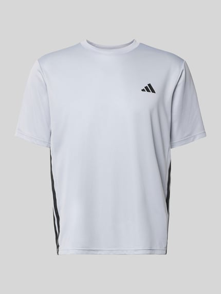 Produktfoto, Regular Fit Sport T-Shirt mit Logo-Print von adidas Training, Optik: Unifarben, Passform: Regular-Fit, Kontraststreifen, Rundhals, Ärmelform: Kurzarm, Materialverarbeitung: Mock-Eyelet-Gewebe