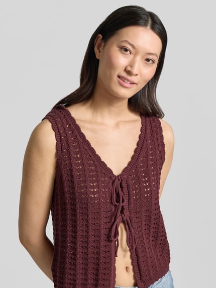 ICHI Strickweste mit Schnürung Modell 'DOSIA' Bordeaux 3