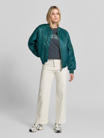 Anine Bing Bomberjacke mit Pattentaschen Gruen 1