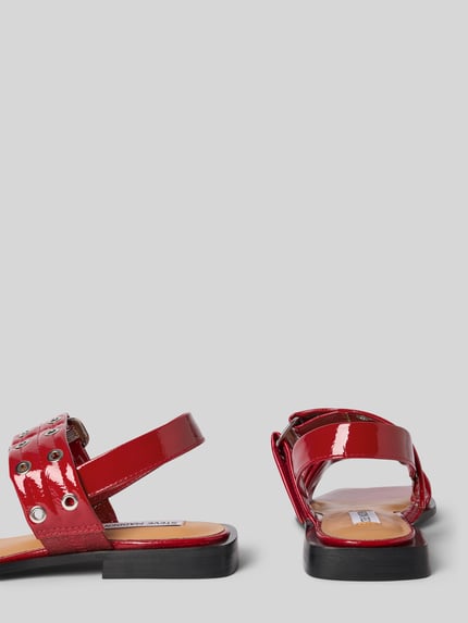 Steve Madden Sandały z ozdobnymi nitami model ‘SARIA’ Czerwony 2