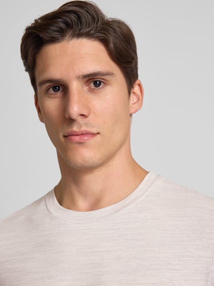 s.Oliver RED LABEL T-shirt o kroju regular fit z mieszanki bawełny Piaskowy 3