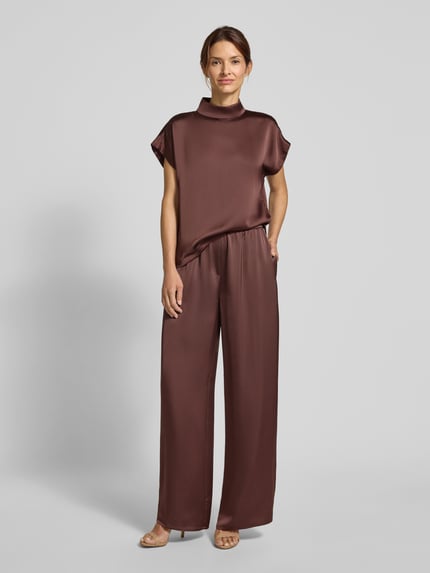 HUGO Relaxed Fit Weite Hose aus Satin Schoko 1