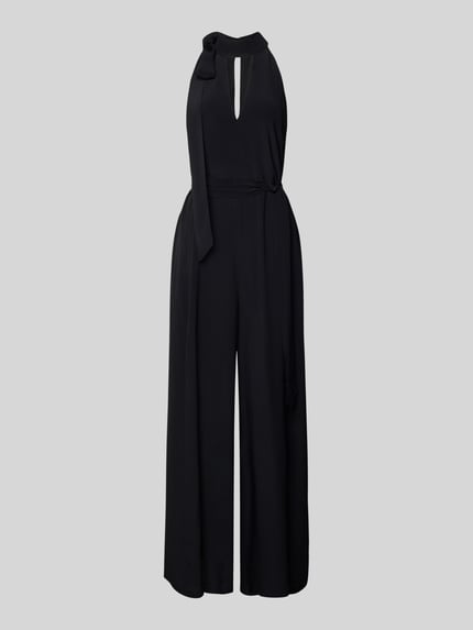 Produktfoto, Regular Fit Jumpsuit aus reiner Viskose Modell 'Chiva' von Ted Baker in Schwarz mit Zierschleife und Schlüssellochausschnitt. Damen Jumpsuit von Ted Baker, taillierte Passform, ärmellos.
