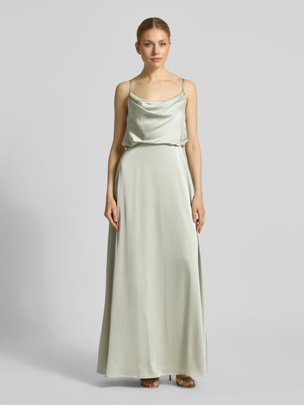Modelka kobieca ma na sobie 'Abendkleid aus Satin mit Spaghettiträgern' od Hey Kyla, jasnozielony, satyna, krój slim fit, zamek w szwie, długość tyłu w rozmiarze 36: 124 cm, szerokość w rozmiarze 36: 34 cm, widok całej sylwetki z przodu