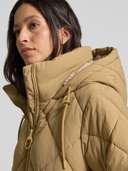 Barbour Regular fit gewatteerde lange jas in kreuklook, model 'KIRKTON' Beige - 3