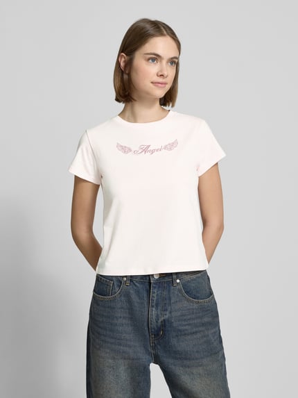 REVIEW T-shirt z nadrukowanym motywem Różowawy 4