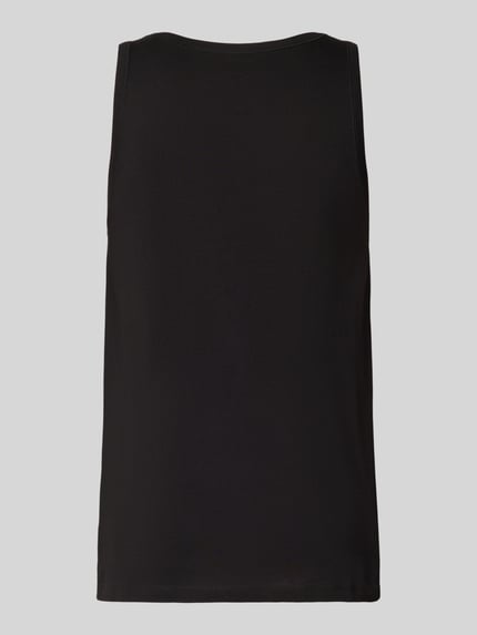 Produktfoto, schwarzes Tank Top mit Label-Detail im 3er-Pack Modell 'Modern' von BOSS aus Baumwoll-Elasthan-Mix, eng anliegender Schnitt, breite Träger.