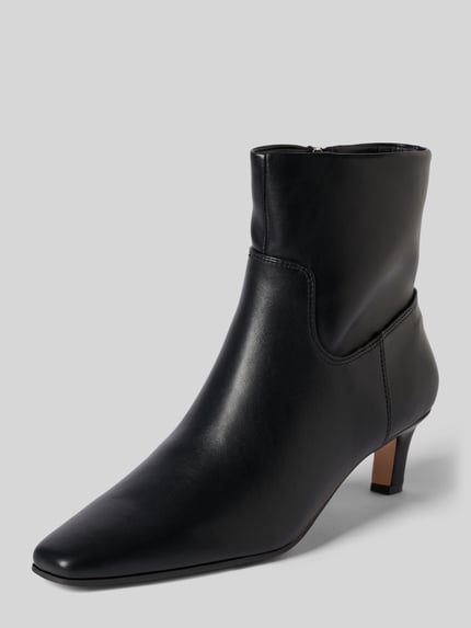 Productfoto, zwarte Stiefeletten met Pfennigabsatz Modell 'Davis' van Steve Madden, spitse neus, glad leer, 6 cm hak, zijrits, dames