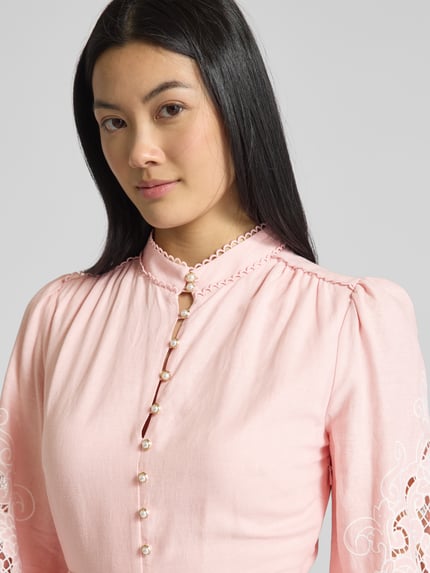 Forever New Leinencocktailkleid mit Spitzenbesatz Pink 3