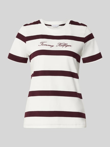 Productfoto, Regular Fit T-Shirt aus reiner Baumwolle van Tommy Hilfiger in wit en bordeaux met brede strepen en geborduurd logo