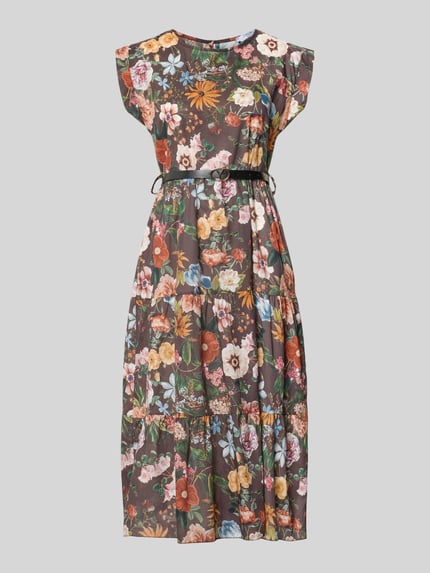 Produktfoto, Midikleid mit Gürtel Modell 'Ol44iviraa' von ZABAIONE aus reiner Baumwolle mit Allover-Blumenmuster in A-Linie und Rundhalsausschnitt.