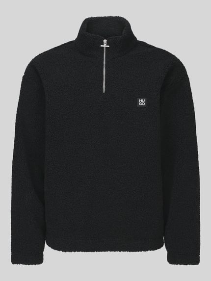 Produktfoto, Sweatshirt mit Logo-Patch Modell 'Derylong' von HUGO in Schwarz, strukturierte Fleece-Oberfläche, elastische Abschlüsse, Stehkragen, Reißverschluss