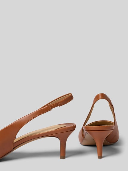 Produktfoto, Pumps uit echt leer met puntige neus, elastisch riempje, model 'LOLAH II' van Lauren Ralph Lauren, naaldhak, cognackleur