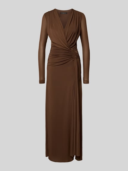 Produktfoto, Maxikleid in Wickel-Optik Modell 'Amara' von Forever New aus braunem Material-Mix mit Stretch-Anteil, taillierter Schnitt
