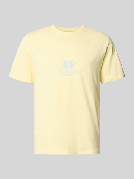 Produktfoto, Regular Fit T-Shirt mit Logo-Print Modell 'Eres' von Jack & Jones aus reiner Baumwolle, Rundhalsausschnitt, hellgelb, glatte Textur.