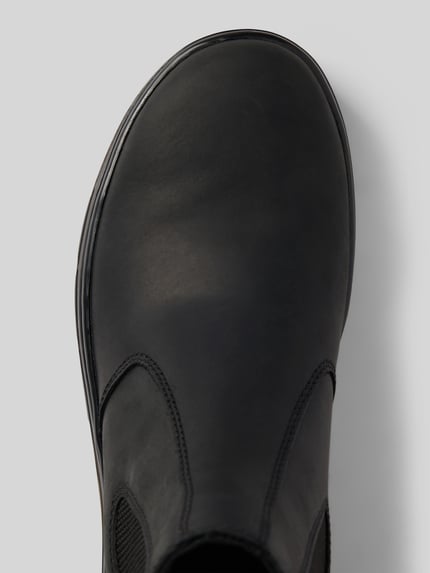 Productfoto, Chelsea Boots aus echtem Leder mit Ziernaht van Dr. Martens, zwart, afgerond model, siernaad, profielzool, Heren, context: Heren chelsea boots van Dr. Martens, echt leer, afgerond model, treklussen, siernaad, profielzool, hakhoogte maat 44: 5 cm, schachthoogte: 13 cm, schachtbreedte: 10 cm