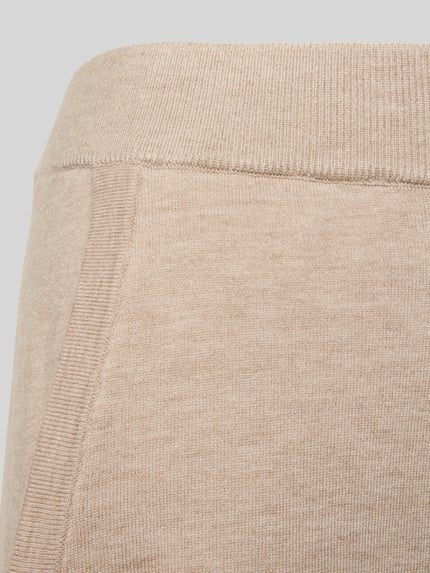 Produktfoto, Pyjama-Hose mit elastischem Bund von Christian Berg Woman aus Viskose-Mix in Beige, lockerer Schnitt, melierte Textur.