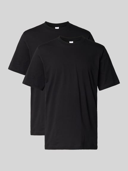 Produktfoto, zwei schwarze Herren T-Shirts mit geripptem Rundhalsausschnitt aus reiner Baumwolle, Regular-Fit, T-Shirt mit geripptem Rundhalsausschnitt von Schiesser auf grauem Hintergrund.