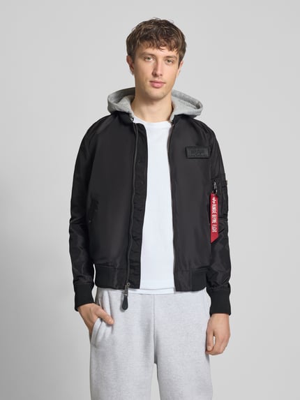 Alpha Industries Blouson mit Logo-Anhänger Modell 'MA-1 TT' Black 4