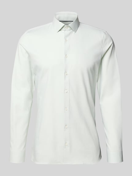 Produktfoto, weißes Super Slim Fit Business-Hemd Modern Kent Uni Twill von OLYMP No. Six, elastischer Baumwoll-Mix, glatte Struktur, Knopfleiste, schlichte Farben, Herren Hemd, Rückenlänge 80 cm, Schulterbreite 44 cm, Ärmellänge 66 cm