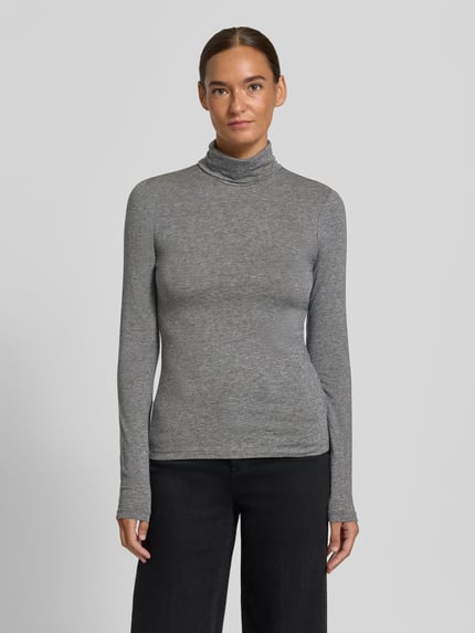 Vrouwenmodel draagt grijs slim fit shirt met lange mouwen van lyocellmix, Slim Fit Langarmshirt aus Lyocell-Mix van Jake*s Casual, volledige voorkantaanzicht.