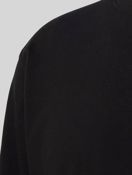 Productfoto, shirt met lange mouwen van GÖTZBURG 1889, puur katoen, regular fit, ronde hals, labeldetail, effen zwart, zachte textuur