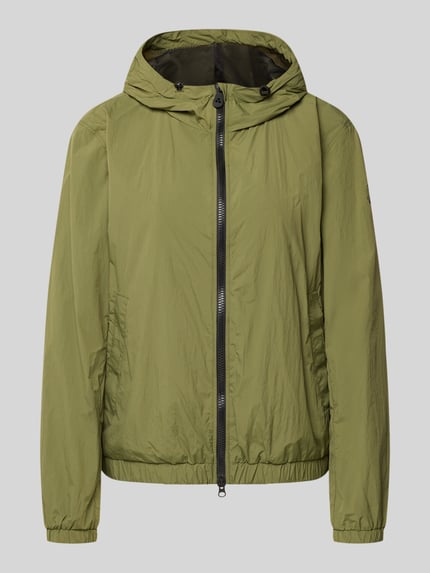 Produktfoto, Regular Fit Jacke mit Kapuze Modell 'Nigle' von Peuterey w oliwkowym kolorze, tekstura lekko matowa, kieszenie, elastyczne wykończenia, zamek dwukierunkowy, długość pleców w rozmiarze 38: 60 cm, szerokość ramion w rozmiarze 38: 47 cm, szerokość klatki piersiowej w rozmiarze 38: 57 cm, długość rękawa w rozmiarze 38: 61 cm