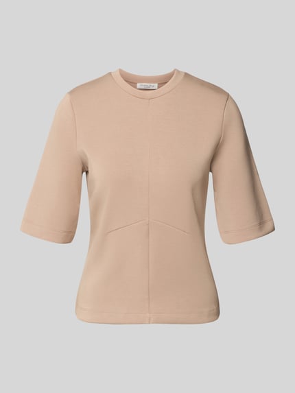 Produktfoto, Regular Fit Sweatshirt mit Ziernähten von Christian Berg Woman in hellem Beige, elastischer Material-Mix mit Modal-Anteil, Ziernähte, Rundhalsausschnitt, Halbarm