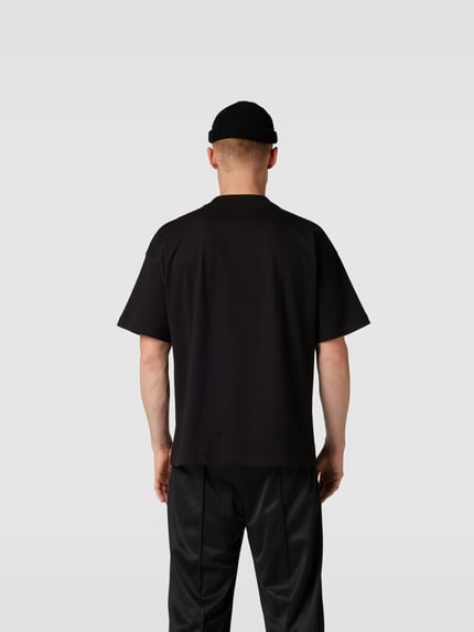 Blue Sky Inn T-shirt z nadruk z napisem Czarny 5