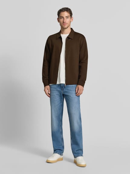 Mannelijk model draagt Regular sweatjack uit katoenmix model 'TOM' van Selected, Heren sweatjack, bruin, voorkant, Ganzkörperansicht van voren.