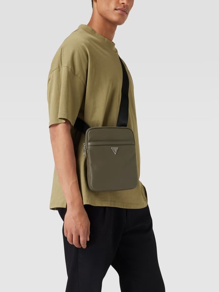 GUESS Umhängetasche mit Logo-Applikation Oliv 1