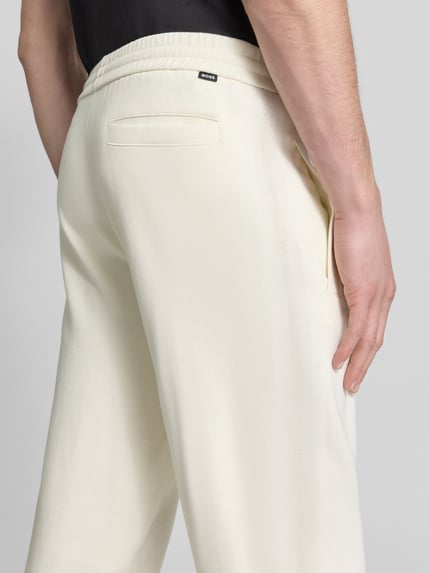 BOSS Regular Fit Sweathose mit Label-Detail Offwhite 3