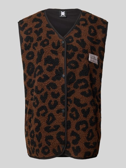 Produktfoto, Fleeceweste im Allover-Look mit Label-Detail von Karo Kauer z Futerko, krój regular fit, wzór na całej powierzchni, dekolt w serek, listwa guzikowa, detal z logo, długość tyłu w rozmiarze S: 68 cm, szerokość ramion w rozmiarze S: 45 cm, szerokość klatki piersiowej w rozmiarze S: 65 cm