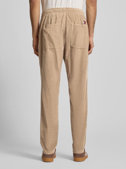 Tommy Jeans Spodnie sztruksowe o kroju tapered fit z czystej bawełny model ‘ISAAC’ Beżowy 5