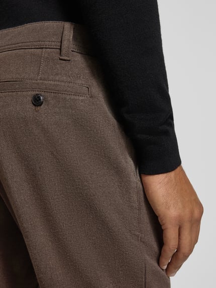 MCNEAL Slim Fit Stoffhose mit Gesäßtaschen Mittelbraun Mel 3