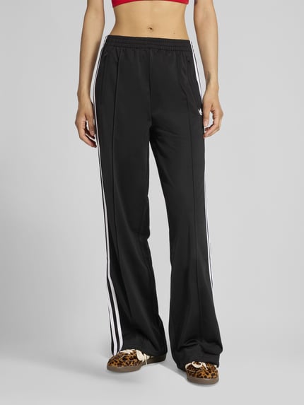 adidas Originals Loose Fit Sweathose mit Kontraststreifen Black 4