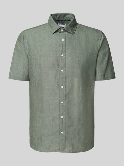 Produktfoto, Slim Fit Freizeithemd aus Leinen-Mix von Jake*s, grün, kurze Ärmel, Kentkragen, glatte Textur, durchgehende Knopfleiste.