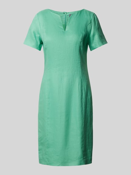 Knielanges Kleid mit V-Ausschnitt Shop The Look MANNEQUINE
