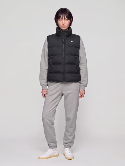 Nike Steppweste mit hohem Stehkragen Black 1