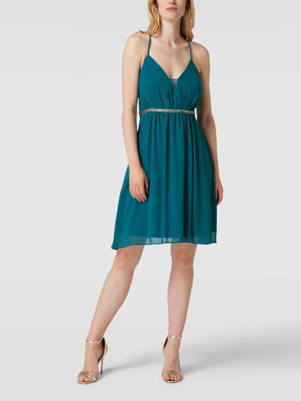 Jake*s Cocktail Cocktailkleid mit Ziersteinbesatz Smaragd 1