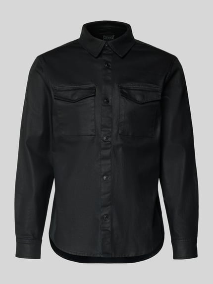 Produktfoto, zwarte Regular Fit Hemdjacke met borstzakken model 'THEO' van Guess, katoenmix met viscose, rechte vormen, gladde textuur