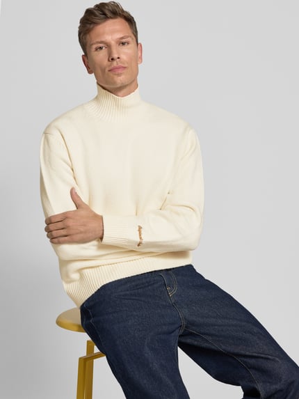 JACK & JONES Półgolfowy sweter z prążkowanymi wykończeniami Model „NORREBRO” Złamany biały 3